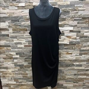 Leith Classic Black Midi Dress